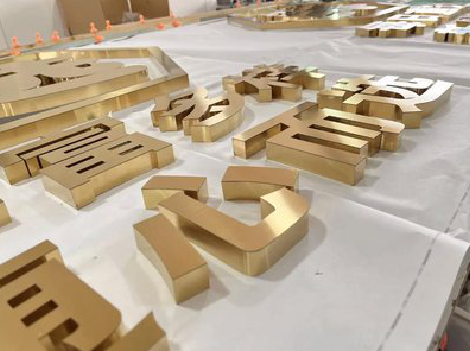 武平拉丝不锈钢字的特点。