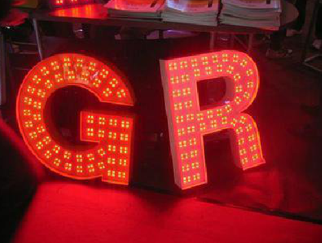 武平LED发光字有哪些优势？