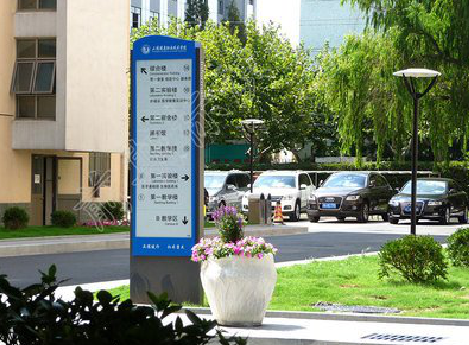 武平哪些因素影响宣传栏的制作？